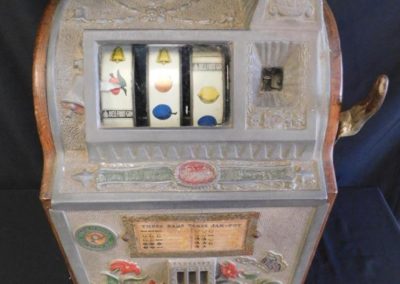 Nickel slot machine
